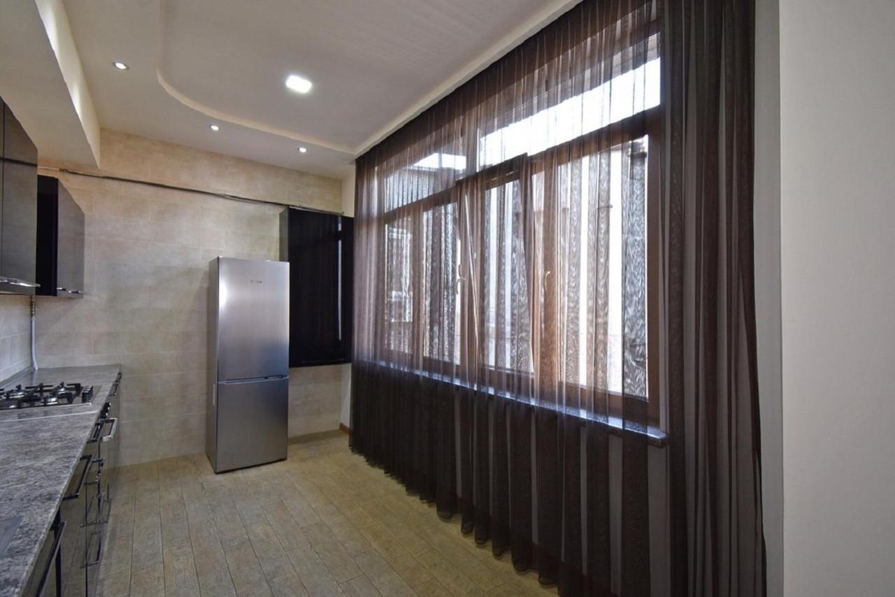 Tumanyan Street 3 Bedroom Deluxe Apartment With Large Balcony Tm662 Γιερεβάν Εξωτερικό φωτογραφία