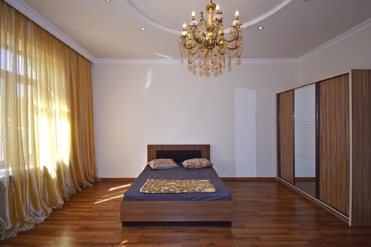 Tumanyan Street 3 Bedroom Deluxe Apartment With Large Balcony Tm662 Γιερεβάν Εξωτερικό φωτογραφία
