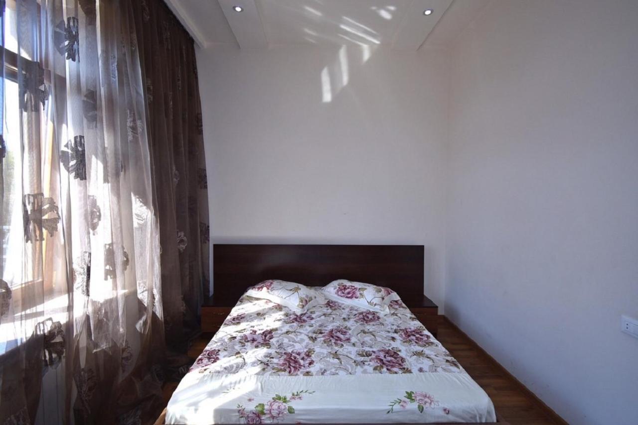 Tumanyan Street 3 Bedroom Deluxe Apartment With Large Balcony Tm662 Γιερεβάν Εξωτερικό φωτογραφία