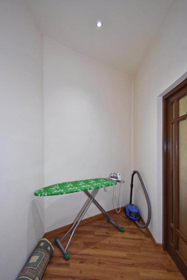 Tumanyan Street 3 Bedroom Deluxe Apartment With Large Balcony Tm662 Γιερεβάν Εξωτερικό φωτογραφία